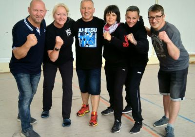 Kursleiter-Ausbildung Frauen-Selbstverteidigung